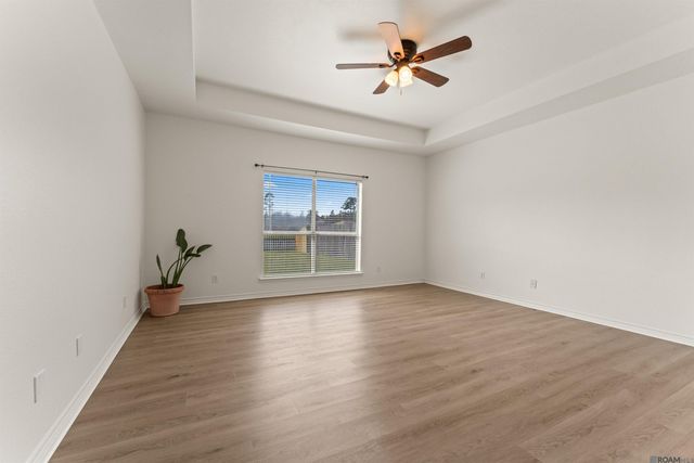 11078 Iberia Dr, Denham Springs, LA 70726