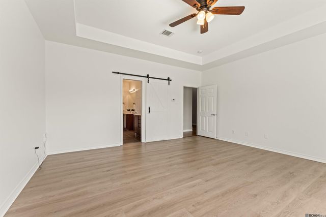 11078 Iberia Dr, Denham Springs, LA 70726