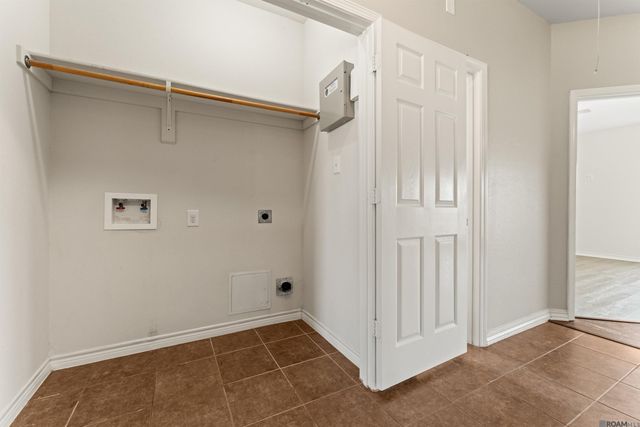 11078 Iberia Dr, Denham Springs, LA 70726