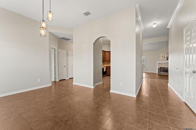 11078 Iberia Dr, Denham Springs, LA 70726