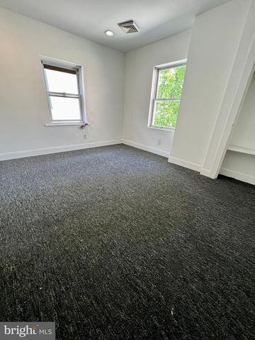 412 N 32ND ST, Philadelphia, PA 19104