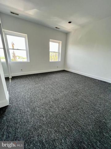 412 N 32ND ST, Philadelphia, PA 19104