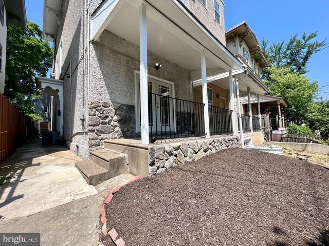 412 N 32ND ST, Philadelphia, PA 19104
