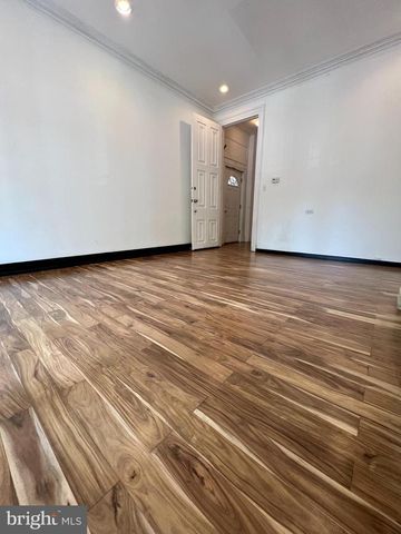412 N 32ND ST, Philadelphia, PA 19104