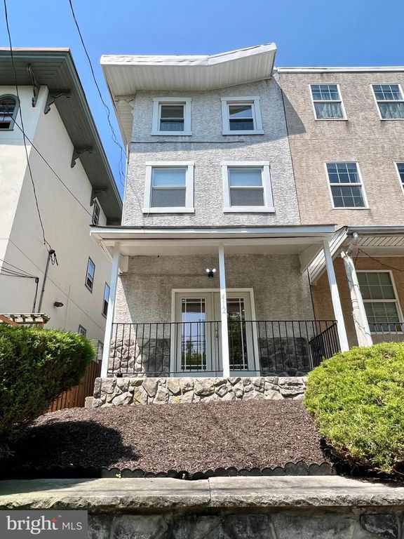 412 N 32ND ST, Philadelphia, PA 19104
