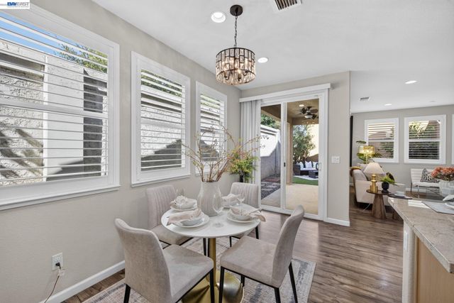 304 Misty Cir, Livermore, CA 94550