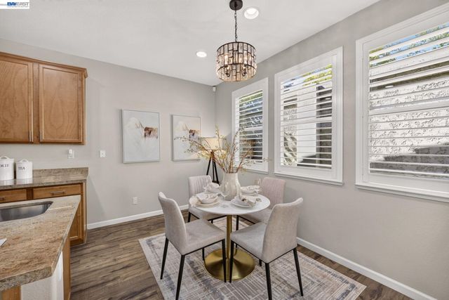 304 Misty Cir, Livermore, CA 94550