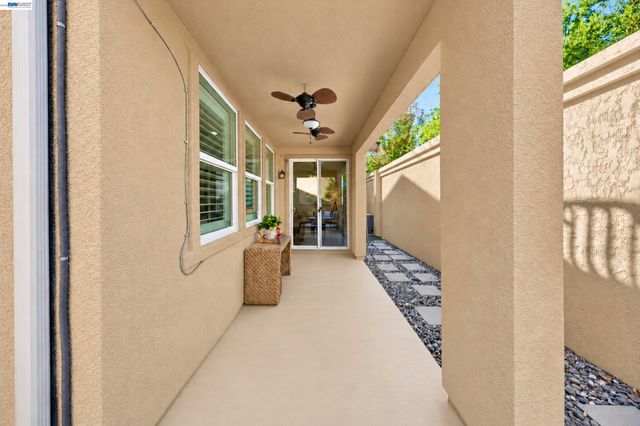 304 Misty Cir, Livermore, CA 94550