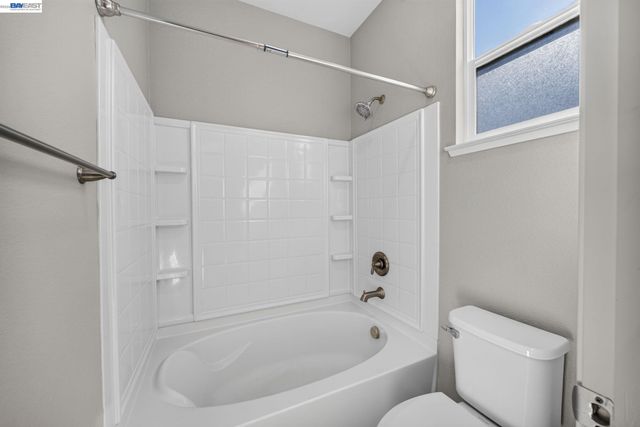 304 Misty Cir, Livermore, CA 94550