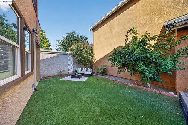 304 Misty Cir, Livermore, CA 94550