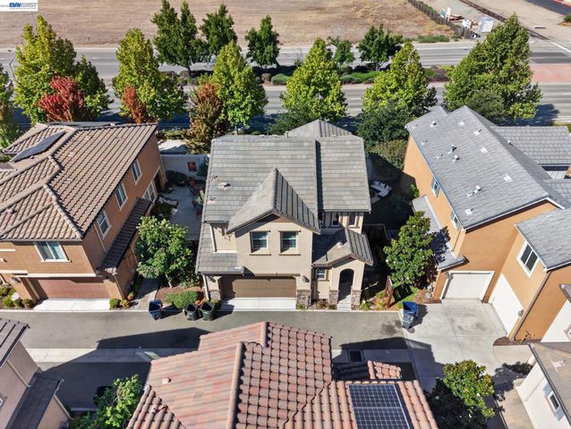 304 Misty Cir, Livermore, CA 94550