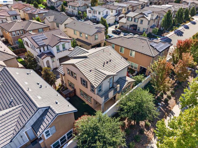 304 Misty Cir, Livermore, CA 94550