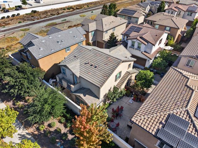 304 Misty Cir, Livermore, CA 94550