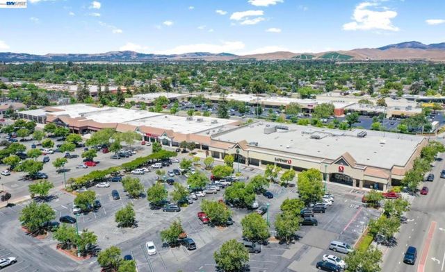 304 Misty Cir, Livermore, CA 94550