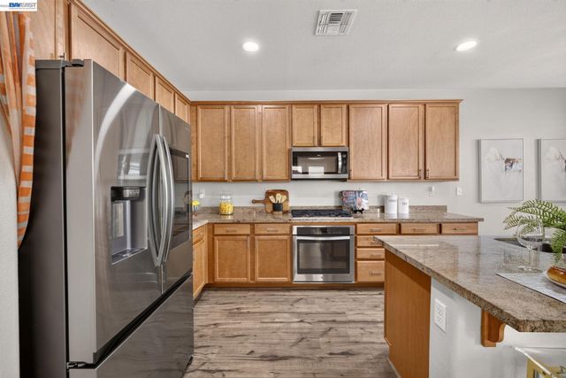 304 Misty Cir, Livermore, CA 94550