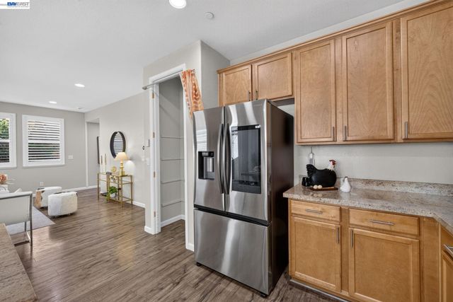 304 Misty Cir, Livermore, CA 94550