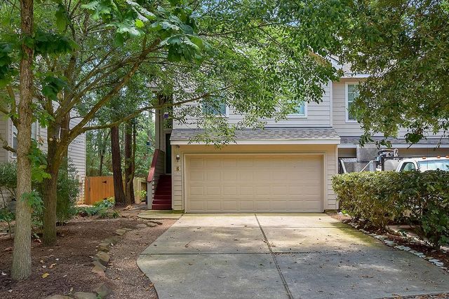 7 Newberry Trail Court, The Woodlands, TX 77382