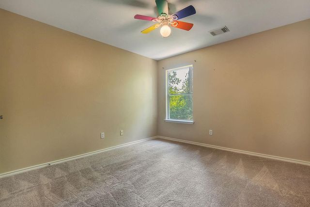 7 Newberry Trail Court, The Woodlands, TX 77382