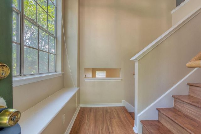 7 Newberry Trail Court, The Woodlands, TX 77382