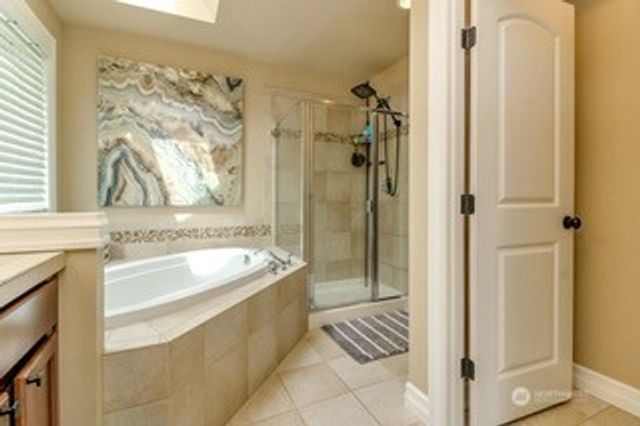 32113 Sunny Lane, Black Diamond, WA 98010