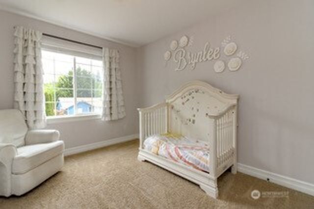 32113 Sunny Lane, Black Diamond, WA 98010