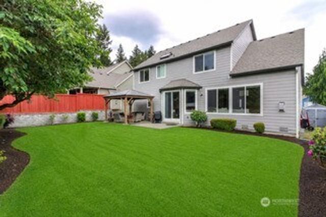 32113 Sunny Lane, Black Diamond, WA 98010