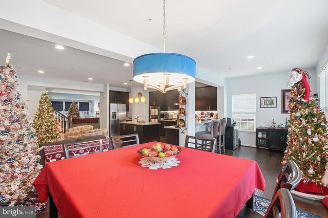 2538 BALDWIN CRES NE, Washington, DC 20018