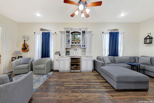 115 Treeline, Spring Branch, TX 78070