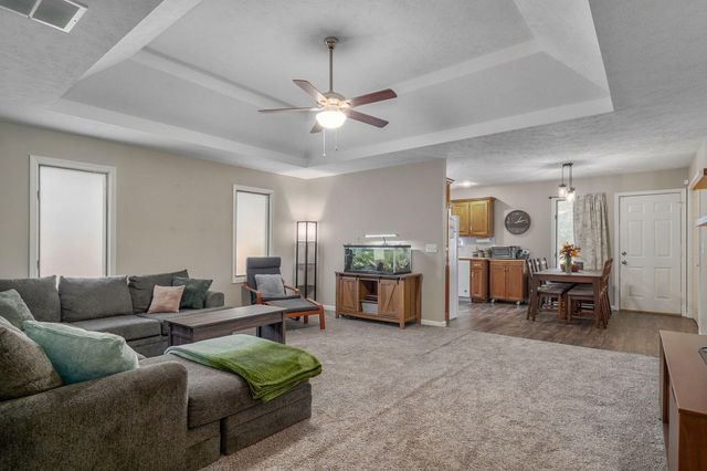 2424 N Campbell Avenue, Springfield, MO 65803