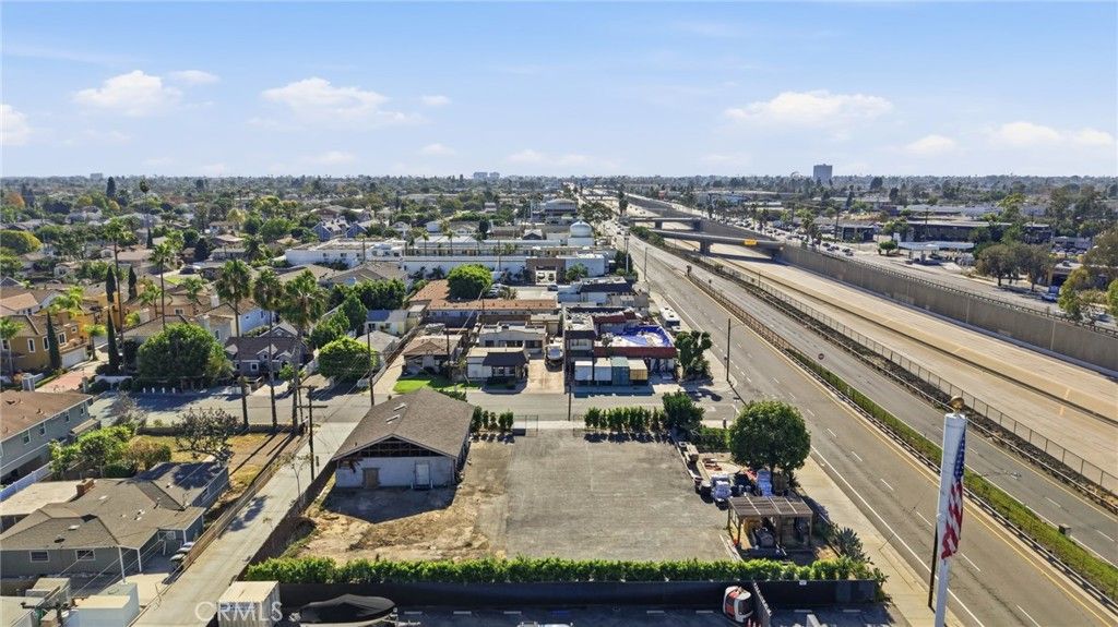 2302 Newport Boulevard, Costa Mesa, CA 92627 — photo 4
