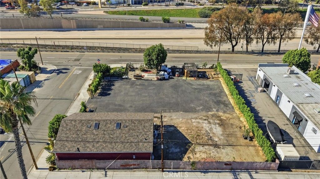 2302 Newport Boulevard, Costa Mesa, CA 92627 — photo 5