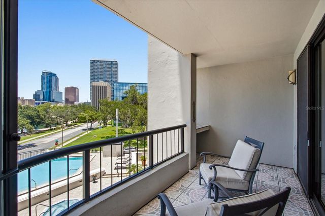 401 E ROBINSON STREET 304, Orlando, FL 32801