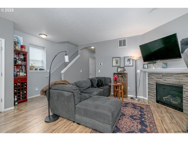 20855 Sw SKIVER St, Beaverton, OR 97078