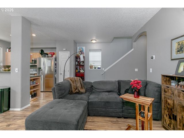 20855 Sw SKIVER St, Beaverton, OR 97078