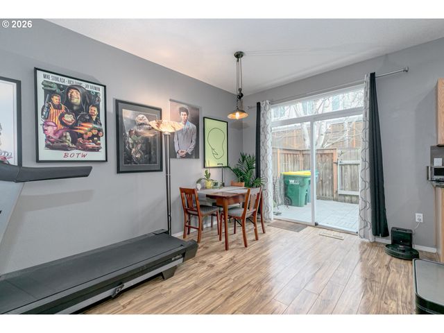 20855 Sw SKIVER St, Beaverton, OR 97078