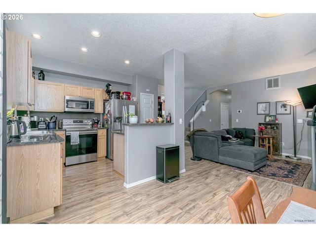 20855 Sw SKIVER St, Beaverton, OR 97078