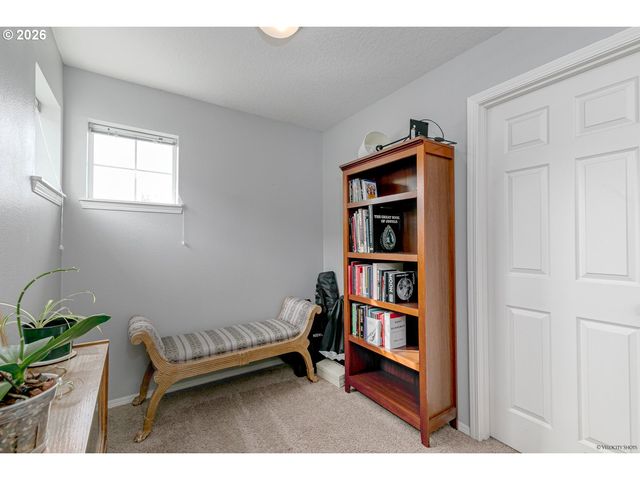 20855 Sw SKIVER St, Beaverton, OR 97078