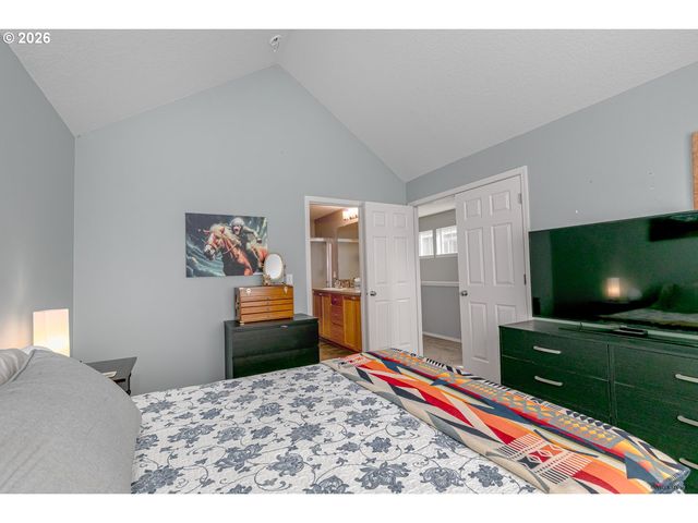 20855 Sw SKIVER St, Beaverton, OR 97078