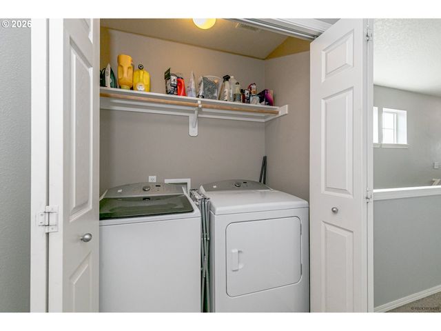 20855 Sw SKIVER St, Beaverton, OR 97078