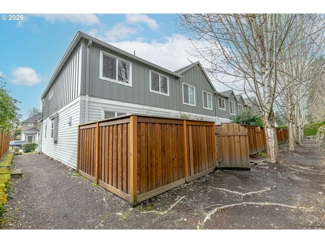 20855 Sw SKIVER St, Beaverton, OR 97078