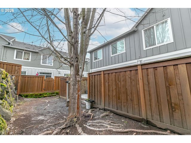 20855 Sw SKIVER St, Beaverton, OR 97078