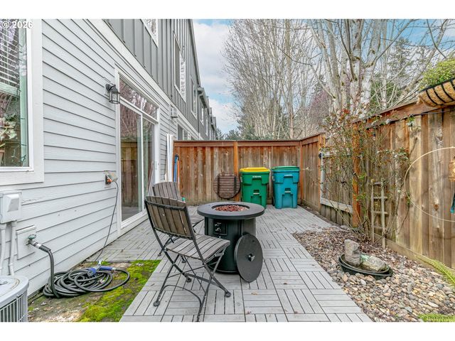 20855 Sw SKIVER St, Beaverton, OR 97078