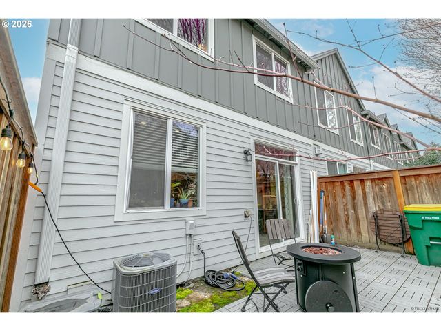 20855 Sw SKIVER St, Beaverton, OR 97078