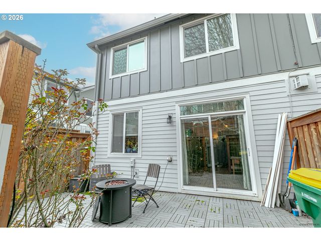 20855 Sw SKIVER St, Beaverton, OR 97078