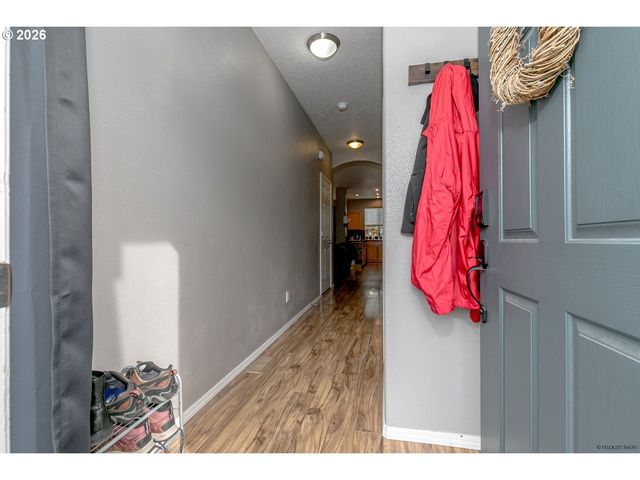 20855 Sw SKIVER St, Beaverton, OR 97078