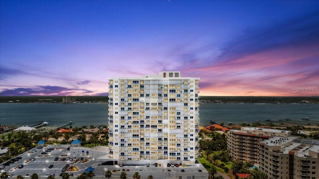 2 OCEANS WEST BOULEVARD 206, Daytona Beach Shores, FL 32118