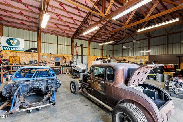805 Minthorne Road, Rogue River, OR 97537