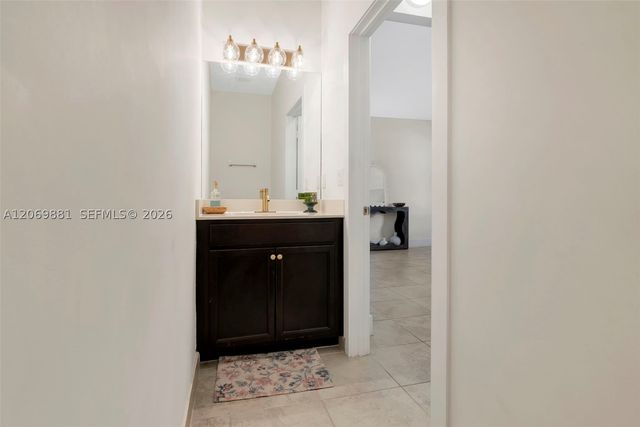 10615 W 34th Ct, Hialeah, FL 33018