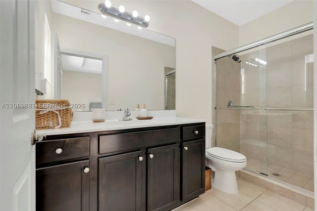 10615 W 34th Ct, Hialeah, FL 33018