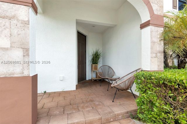10615 W 34th Ct, Hialeah, FL 33018